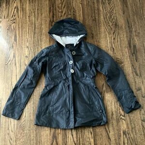 prAna Breathe navy blue lightweight raincoat